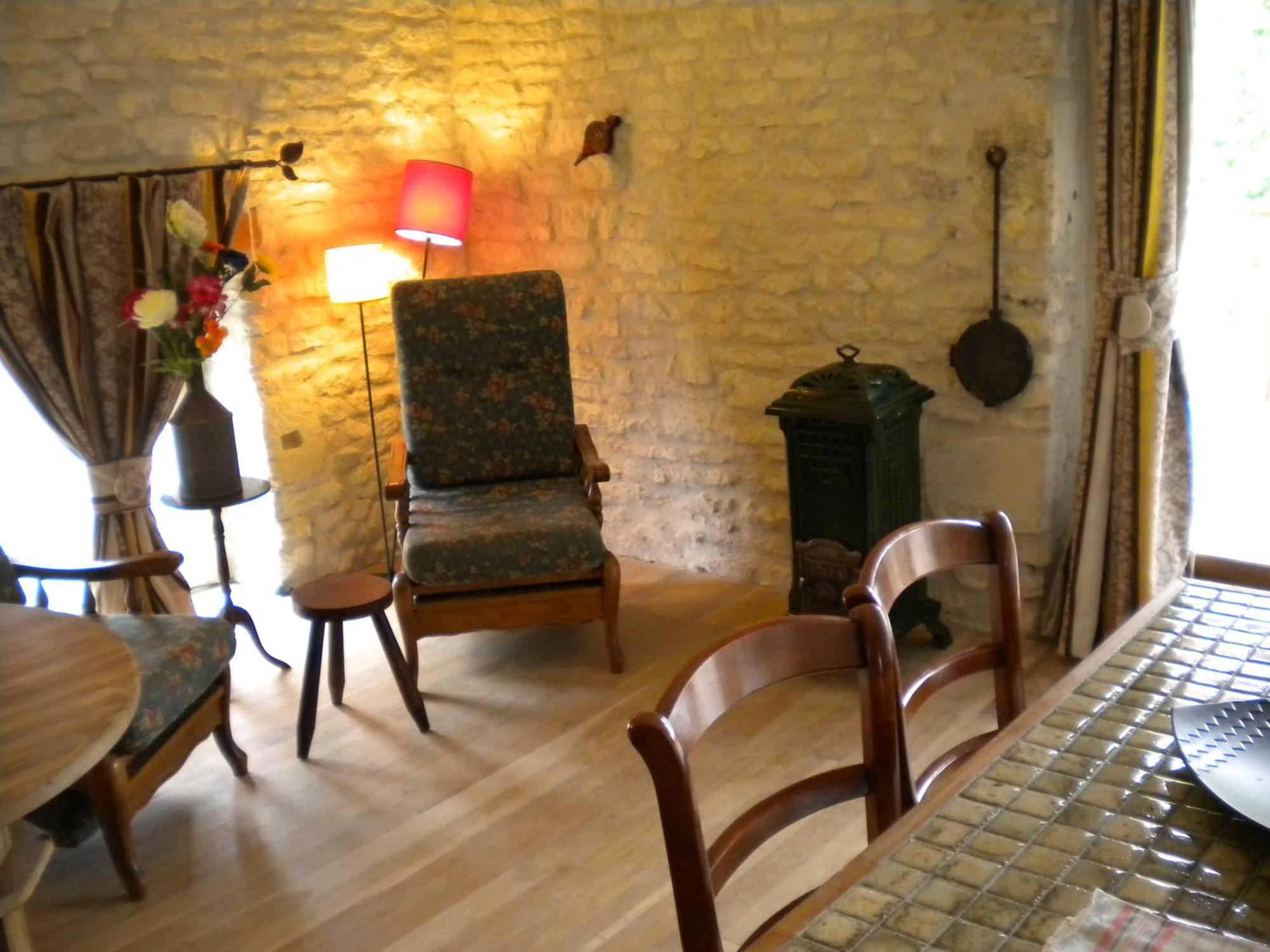 Au Col De Cygne Apartment Blanzac-les-Matha Екстериор снимка